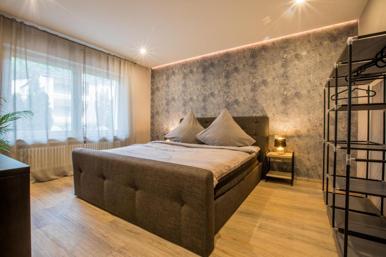 Modernes Apartment In Zentrumsnaehe Mit Eigenem Stellplatz 巴登-巴登 外观 照片